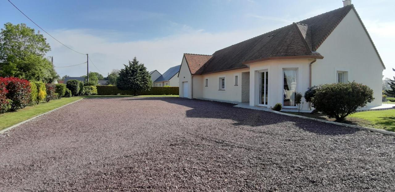 Gite "Au P'Tit Tourois" De Plain-Pied Tout Confort Avec Veranda Proche D'Omaha Beach Et De Bayeux Accueillant Les Animaux Zewnętrze zdjęcie