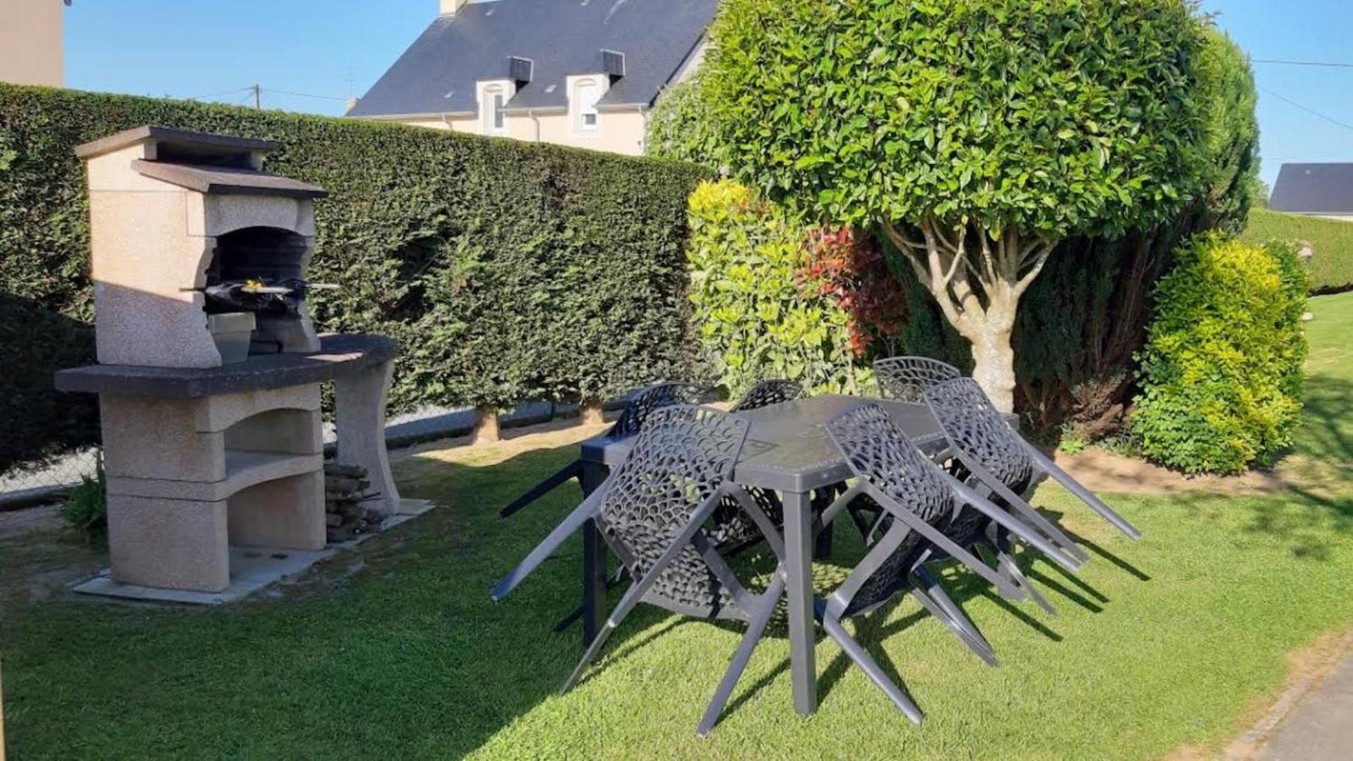 Gite "Au P'Tit Tourois" De Plain-Pied Tout Confort Avec Veranda Proche D'Omaha Beach Et De Bayeux Accueillant Les Animaux Zewnętrze zdjęcie